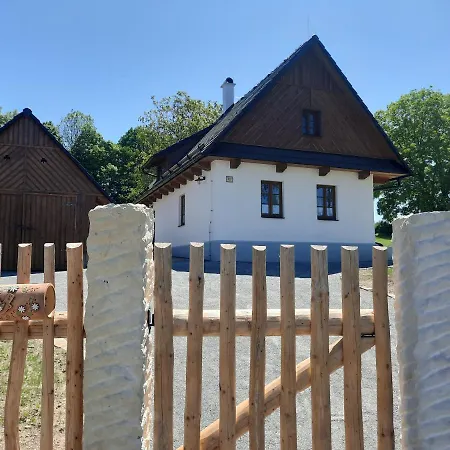 Chaloupka Pomněnka Na Lipce