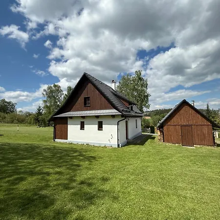 Chaloupka Pomnenka Na Lipce * Nasavrky